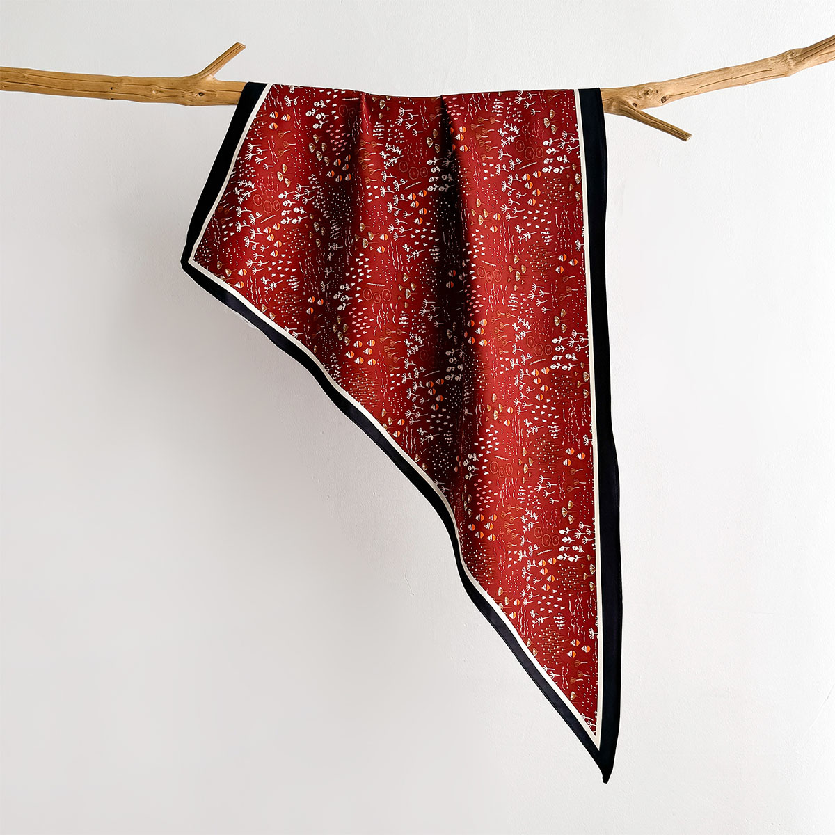ผ้าพันคอสี่เหลี่ยมพิมพ์ลายดอกไ - Silk Neck Scarf บทวิจารณ์และราคา