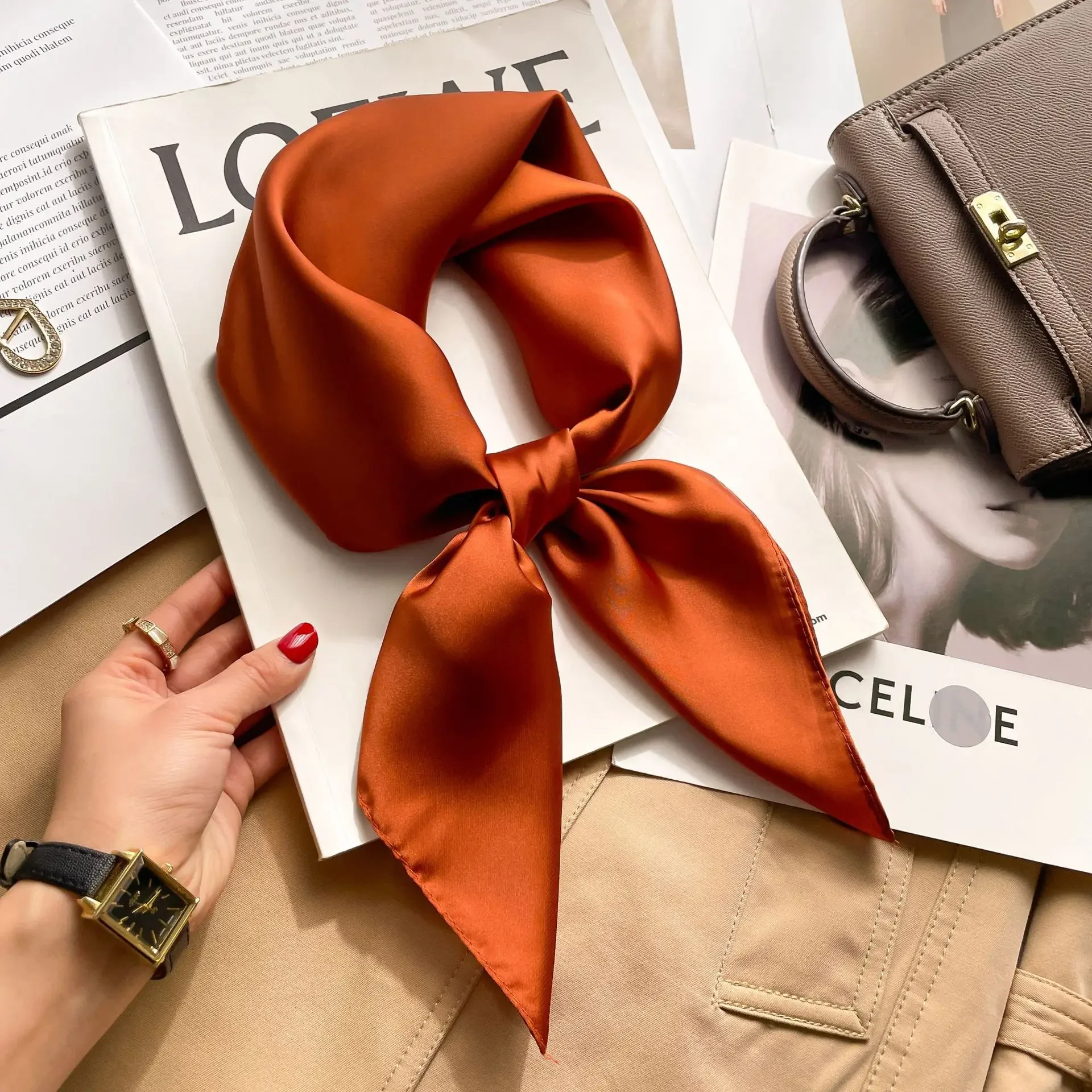 ผ้าพันคอฮิญาบสีพื้นขนาด 70 ซม. - Silk Neck Scarf บทวิจารณ์และราคา