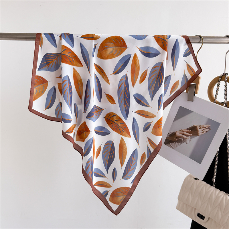 แบรนด์หรูพิมพ์ 70 ซม.ผ้าพันคอผ - Scarf Silk Square บทวิจารณ์และราคา